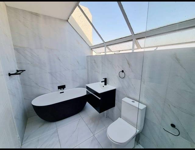 3 BEDROOM HOUSE FOR SALE IN GLENVISTA